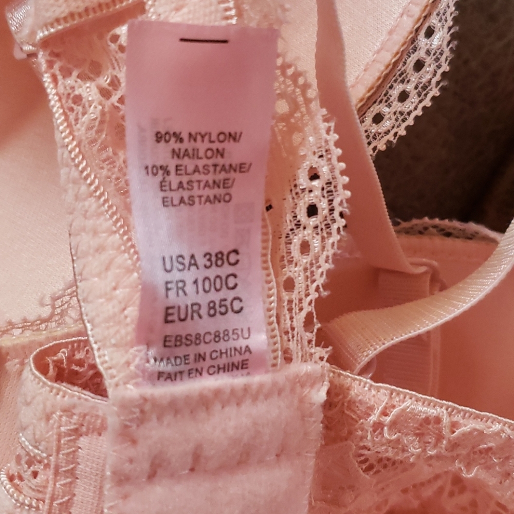 Lace Bra - Picture 3 of 4